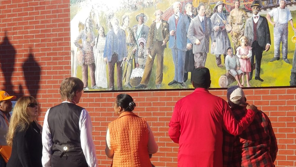 mural-dedicated-2