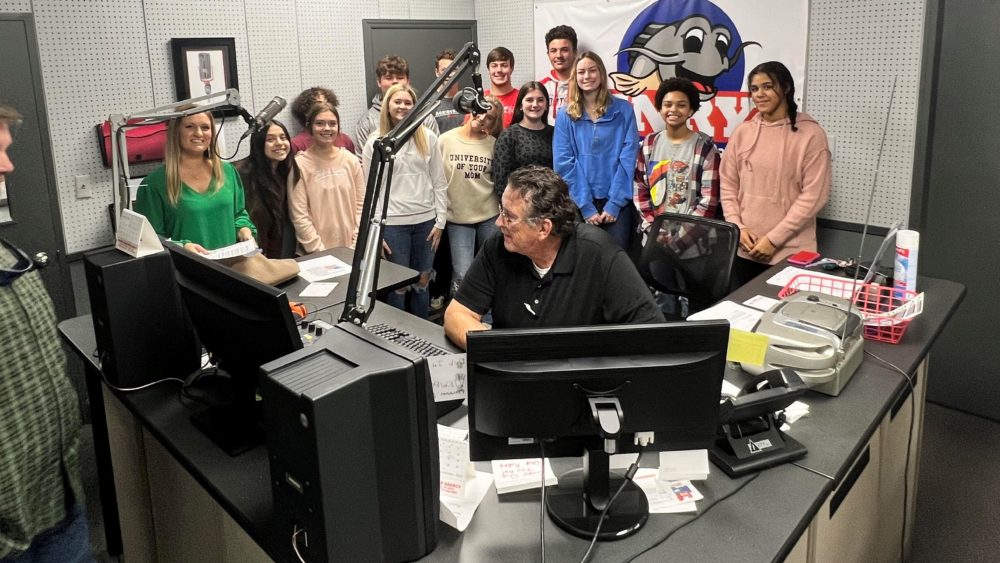 madrigals-at-station-2-crop