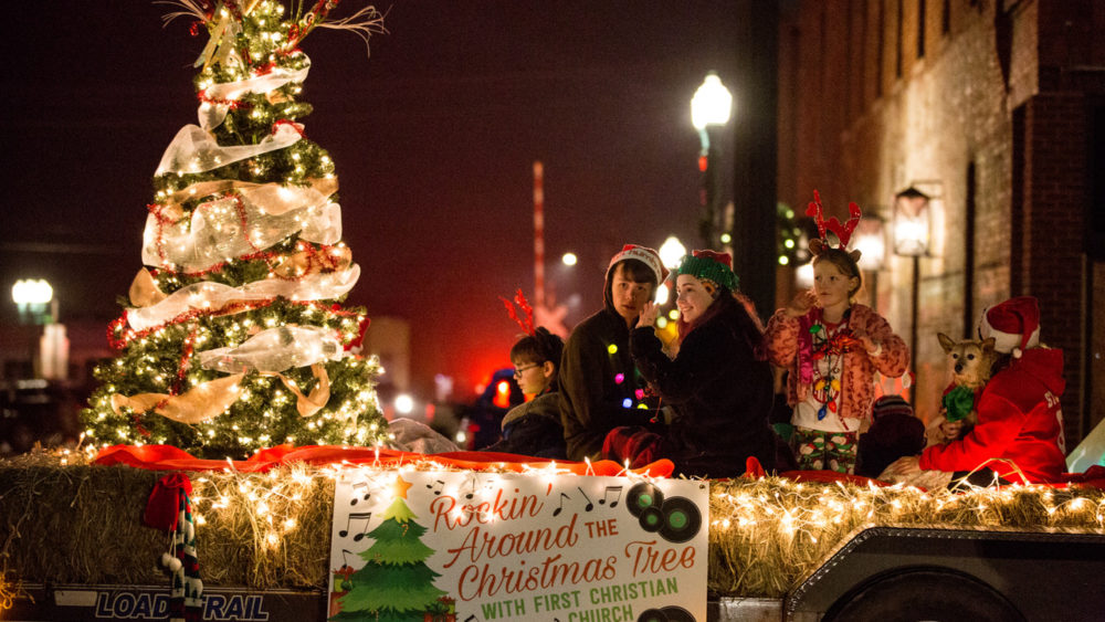 parade-pic-w-first-christ
