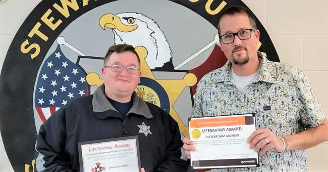 Correctional Officer Receives Lifesaving Award | Radio NWTN