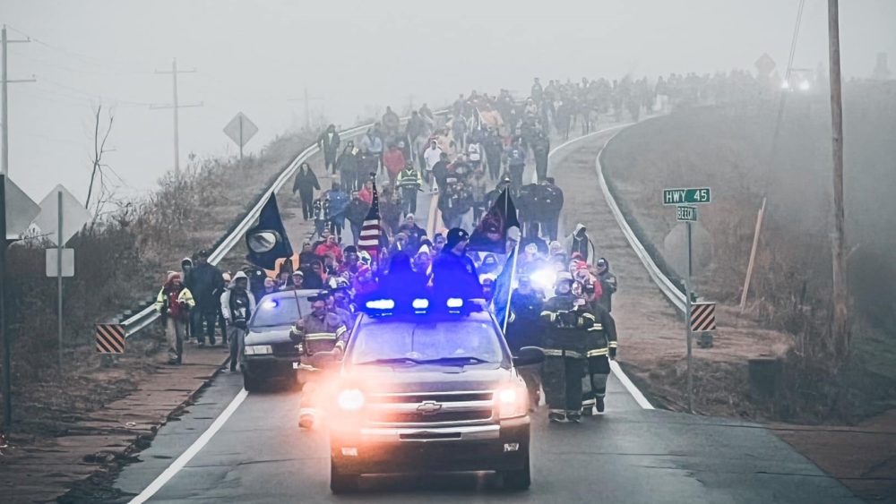 mayfield-mem-walk-steve-elder-2-crop