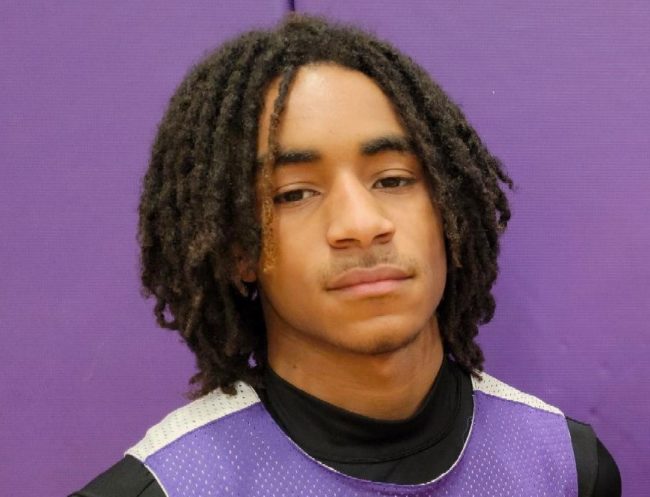 d-j-robinson-head-shot-2022-23