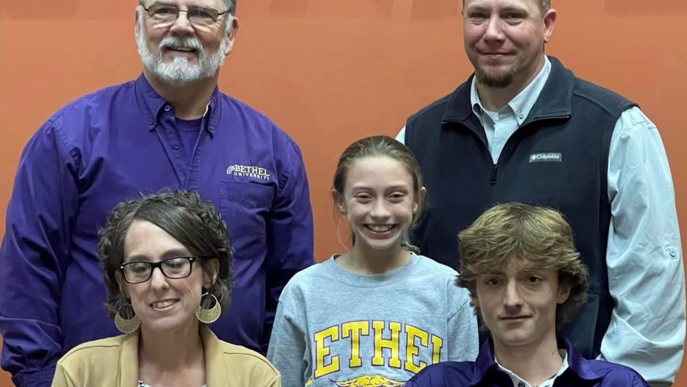 bethel-gage-byars-signing-3-crop