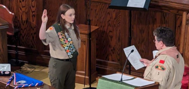 anna-evans-sworn-in-by-kathy-steele