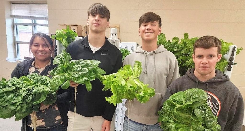 Gleason FFA Focuses On Careers, Leadership radio NWTN