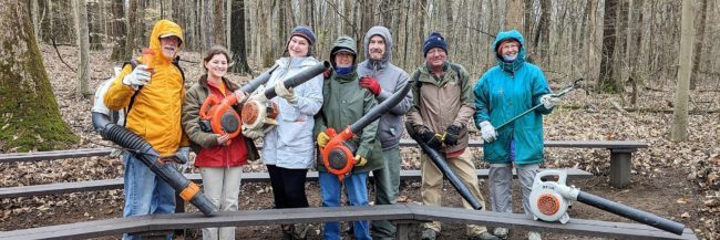 refuge-volunteers-2
