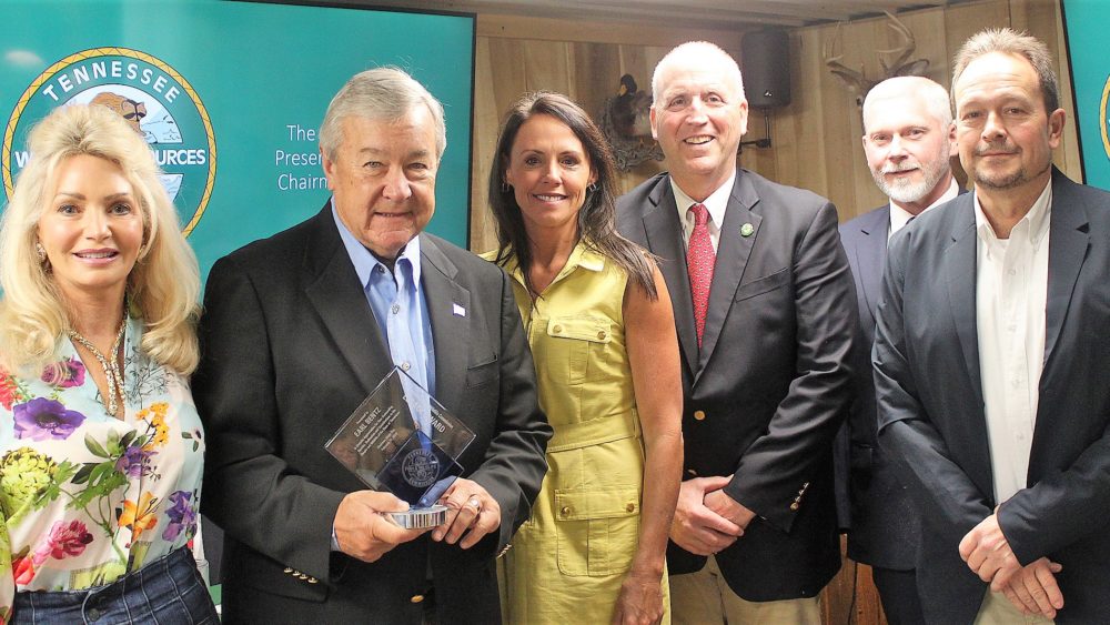 earl_bentz_legacy_award2023