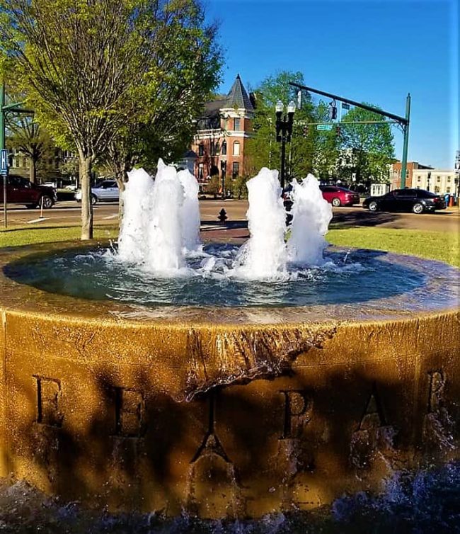 downtown-fountain-april-2023