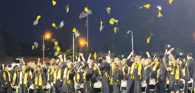 uc-graduation-2023-1