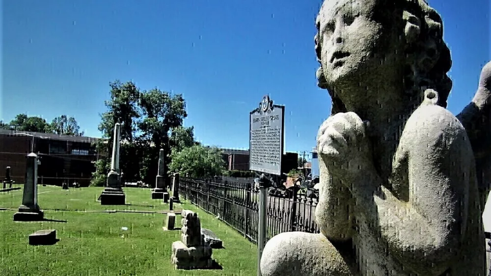 city-ceme-lefils-monument-2-crop