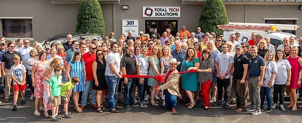 total-tech-ribbon-2-crop
