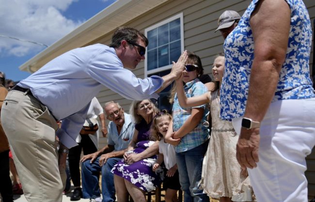 beshear-in-dawson-springs