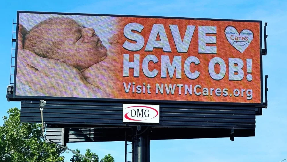 billboard-hcmc-2-crop