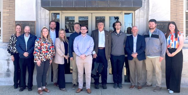 utm-banking-team-cropped