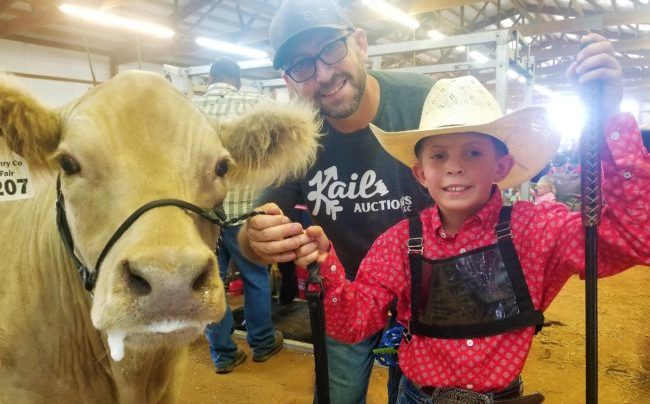 fair-23-gatlin-gulish-with-dad-kris