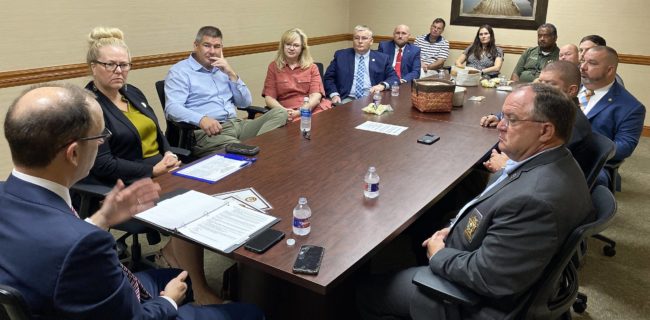 dyer-co-roundtables-2