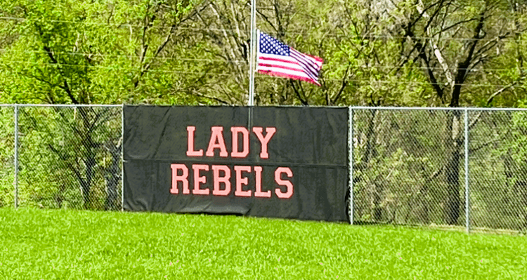 lady-rebels-photo
