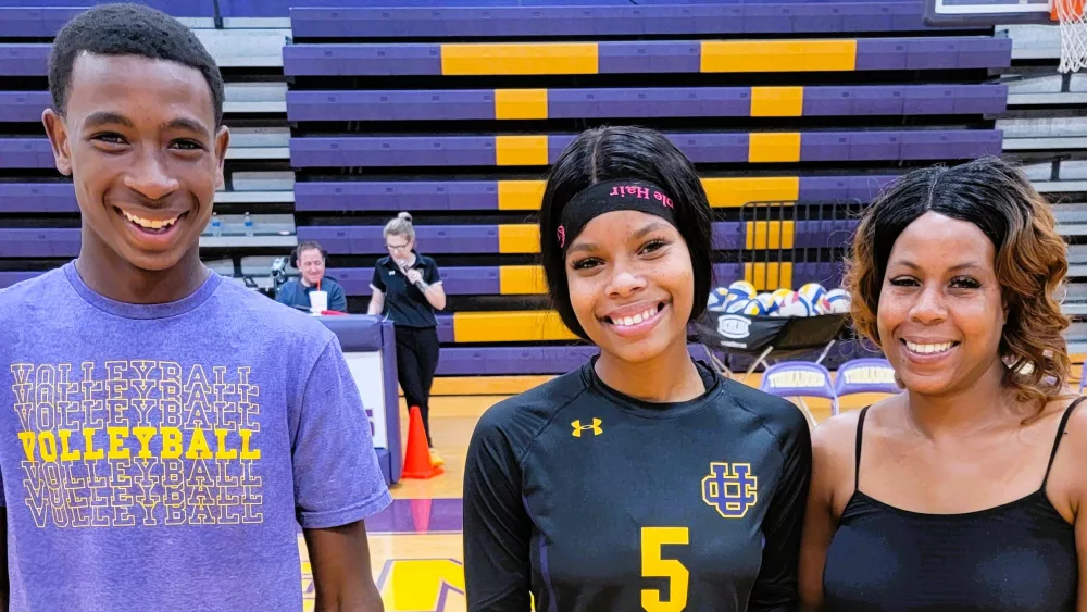 uc-volleyball-sr-night-1-2023