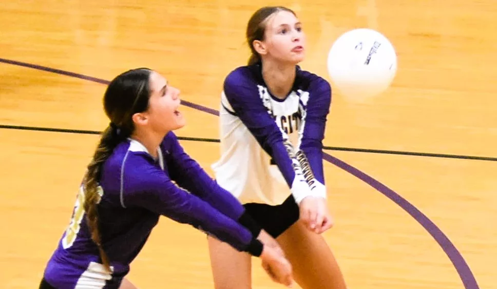 uc-volleyball-oct-2-2023-1-1