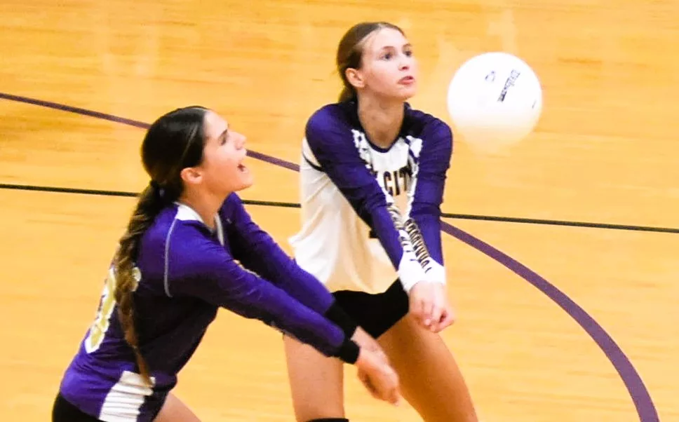 uc-volleyball-oct-2-2023-1-1