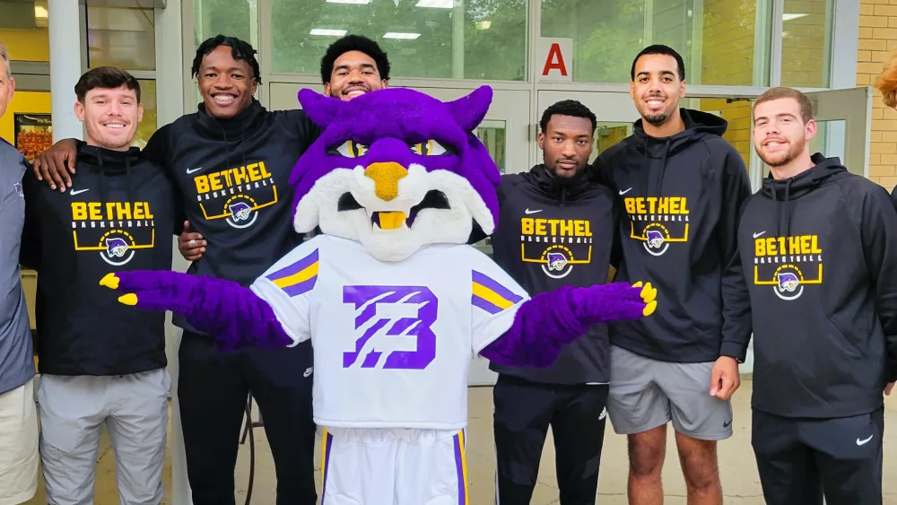 bethel-athletic-squads-aid-in-walk-to-school-day