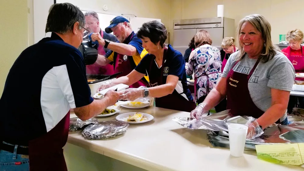 kiwanis-mexican-vicki-kreg-pk-wallace-tommy-ean-crop