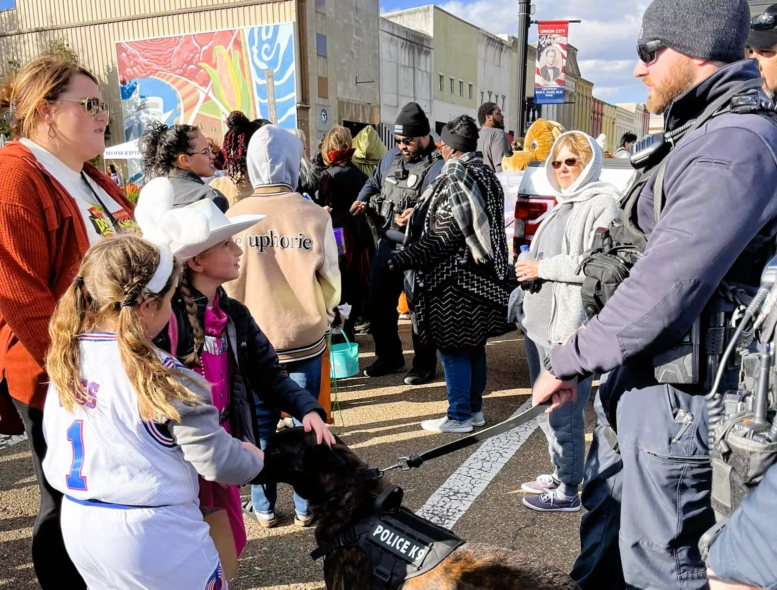 uc-halloween-pd-w-k9