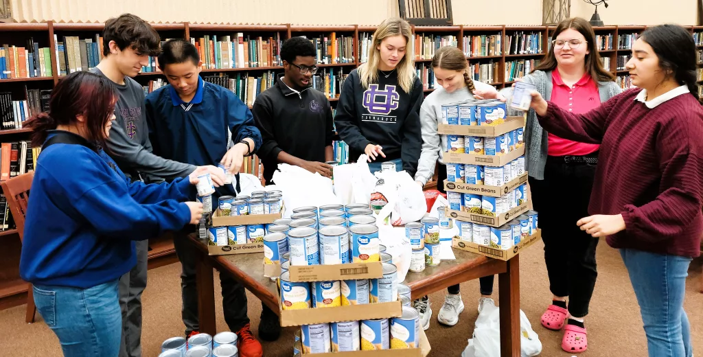 UC Students Show Spirit Of Giving With Canned Food Drives radio NWTN