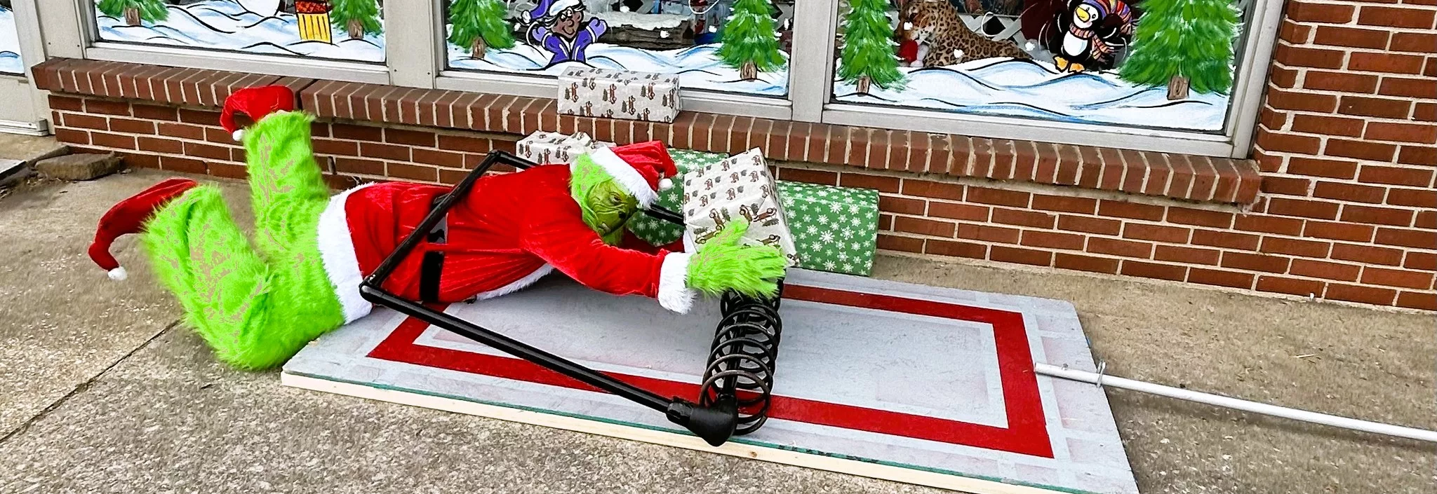 grinch-caught