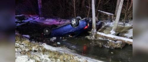 marshall-co-car-upside-down