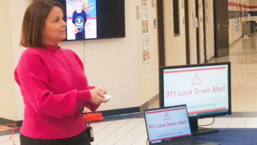 sch-security-amber-ryan-on-line