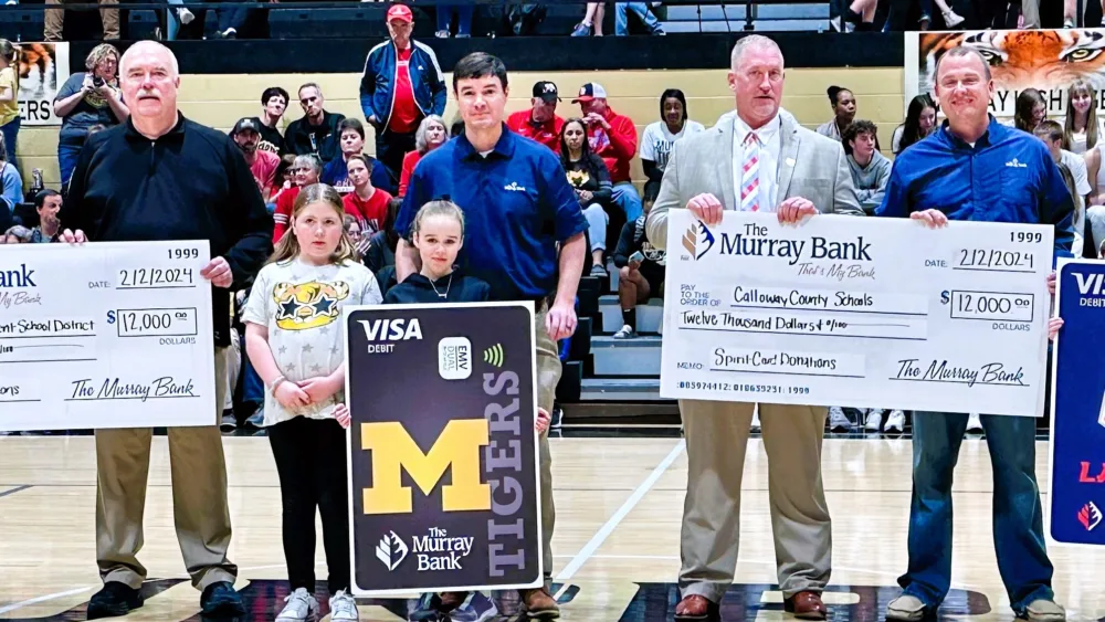 murray-bank-spirit-card-donation
