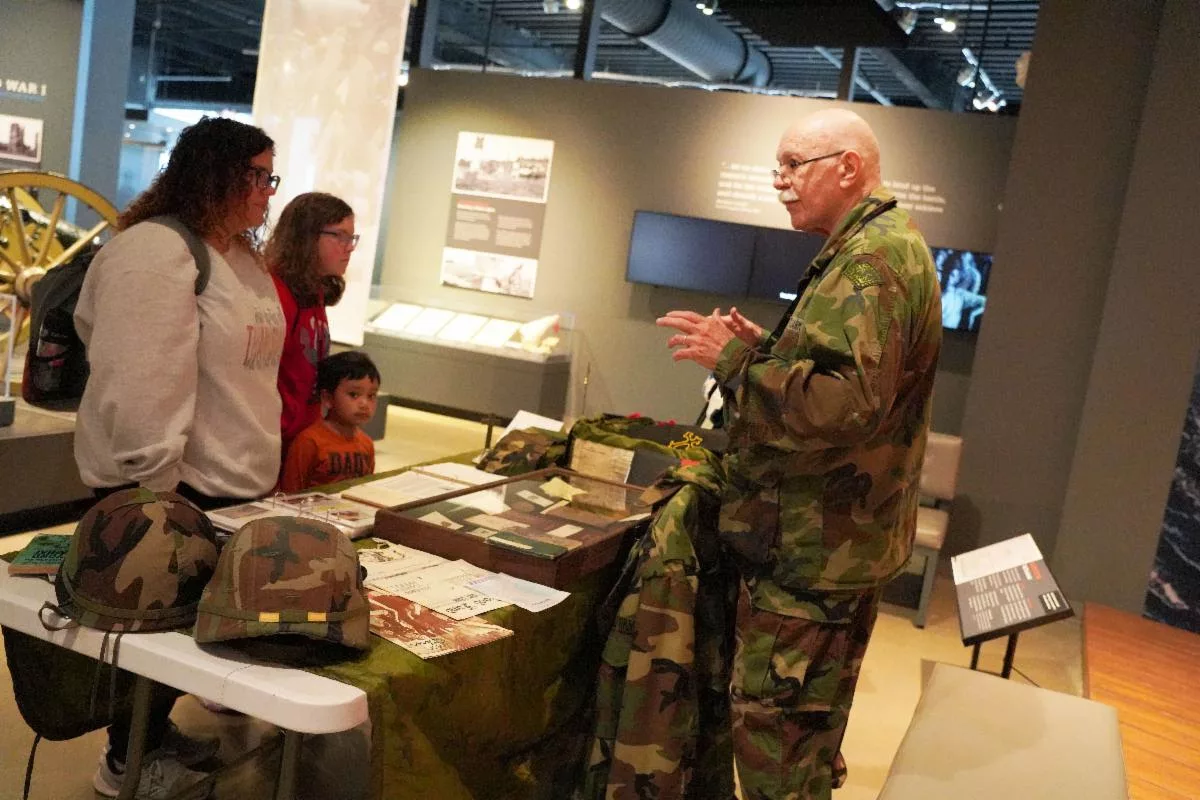 dpa-military-2