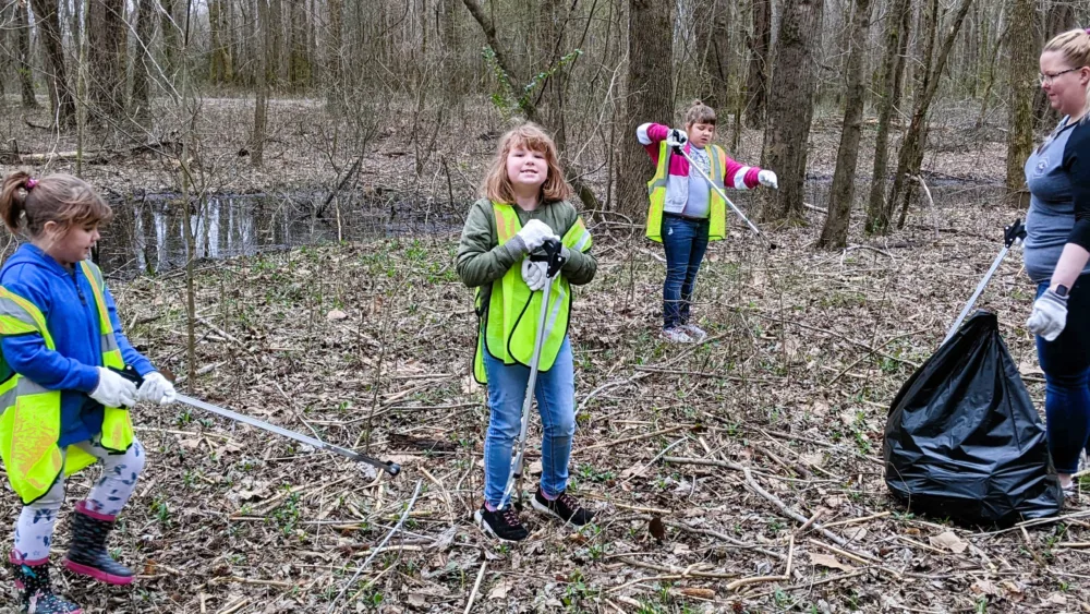 refuge-clean-up-day