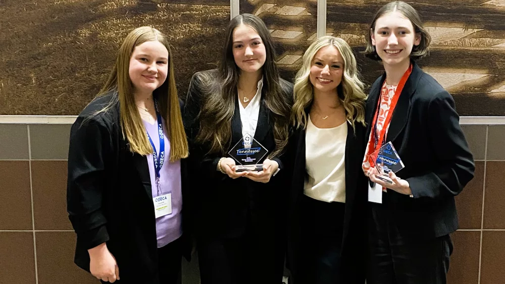 deca-students