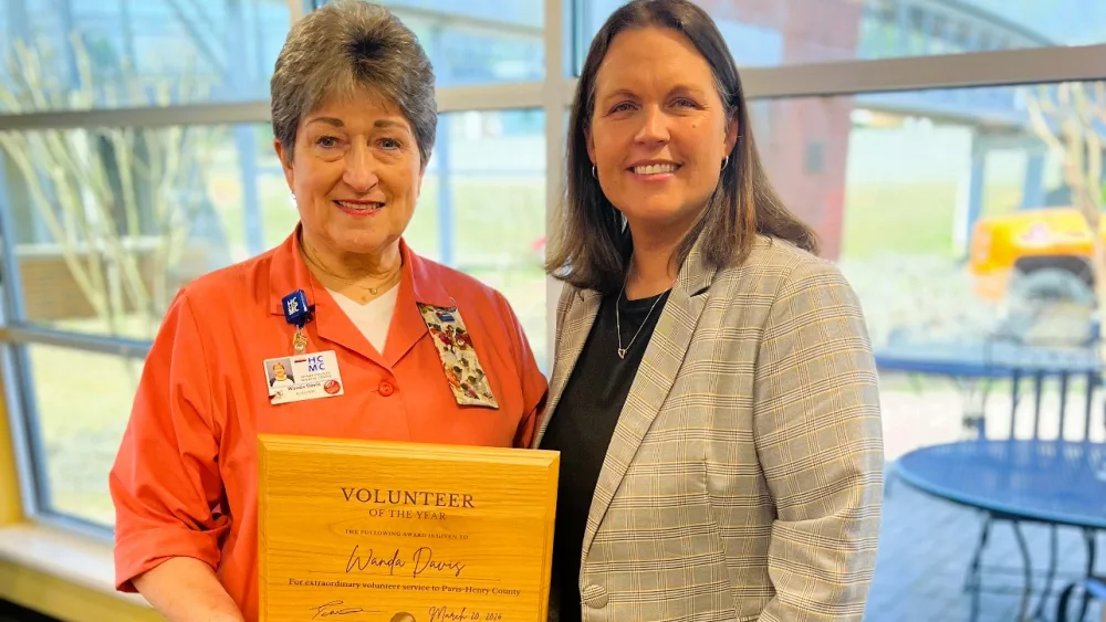 volunteer-of-year-davis