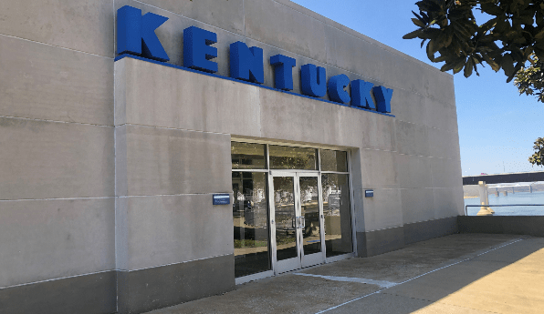 kentucky-dam-visitor-center