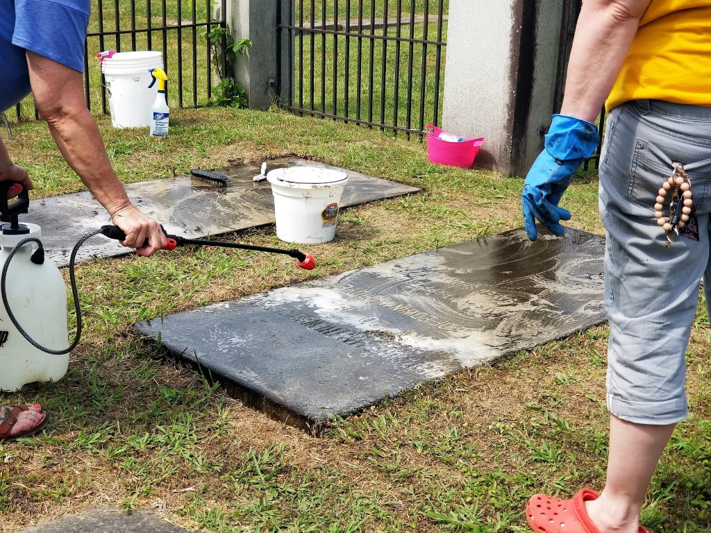 Learn How To Properly Clean Grave Markers radio NWTN
