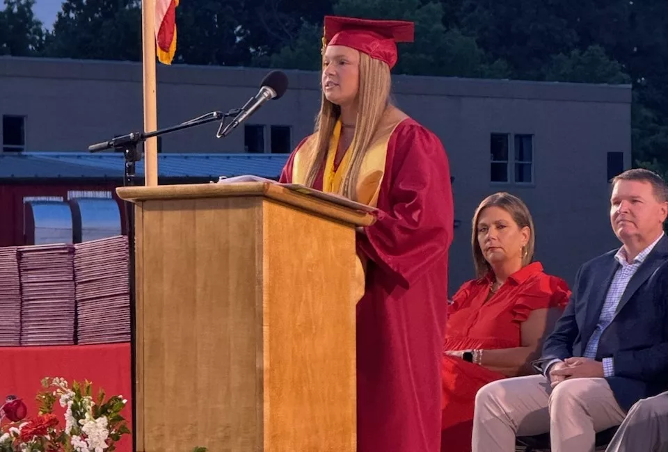 hchs-grad-24-vale