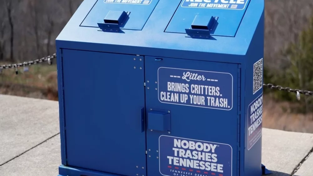 bear-proof-trash-cans-sequatchie-valley-overlook