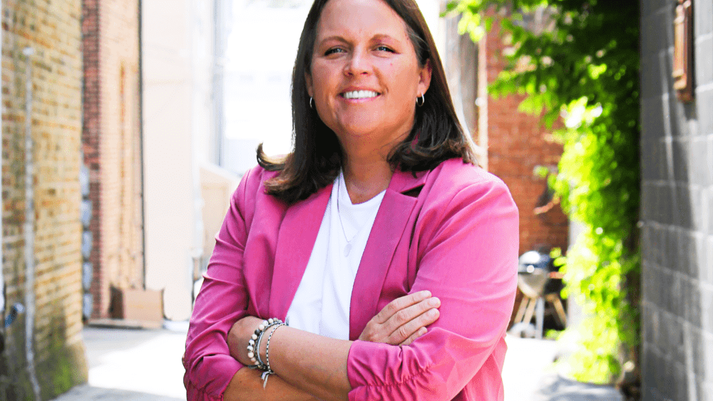 tara-headshot2024