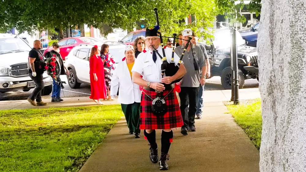 mem-day-24-w-bagpipe-crop