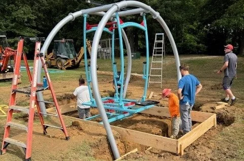 eiffel-t-handicapped-chair-swing