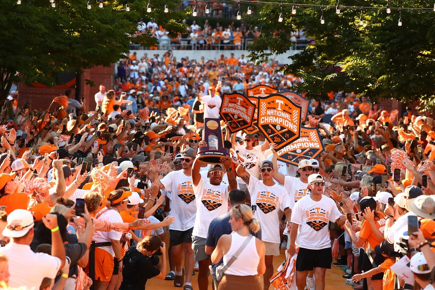 vols-parade