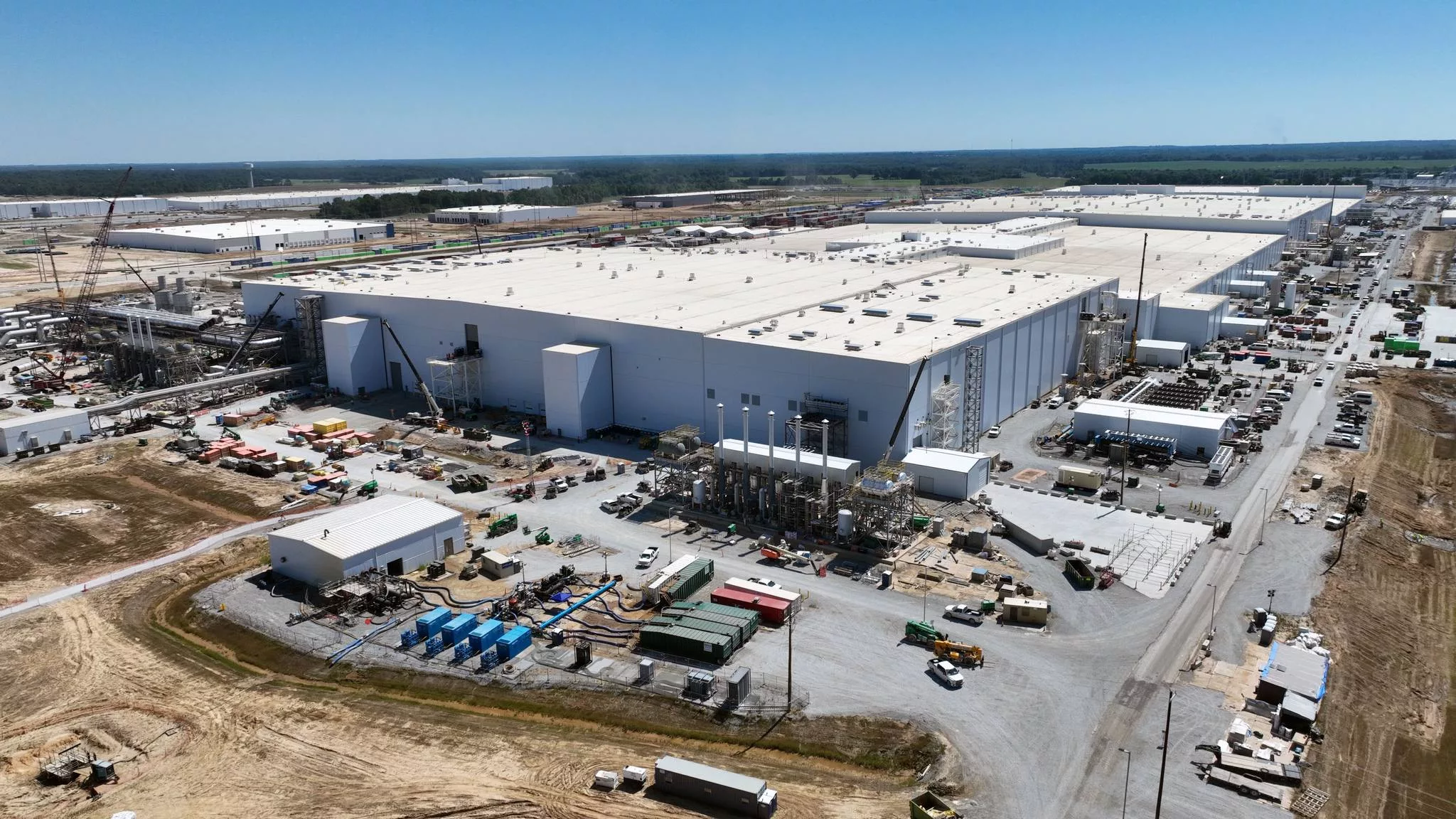 Blue Oval Plant On Schedule For 2025 Production | radio NWTN