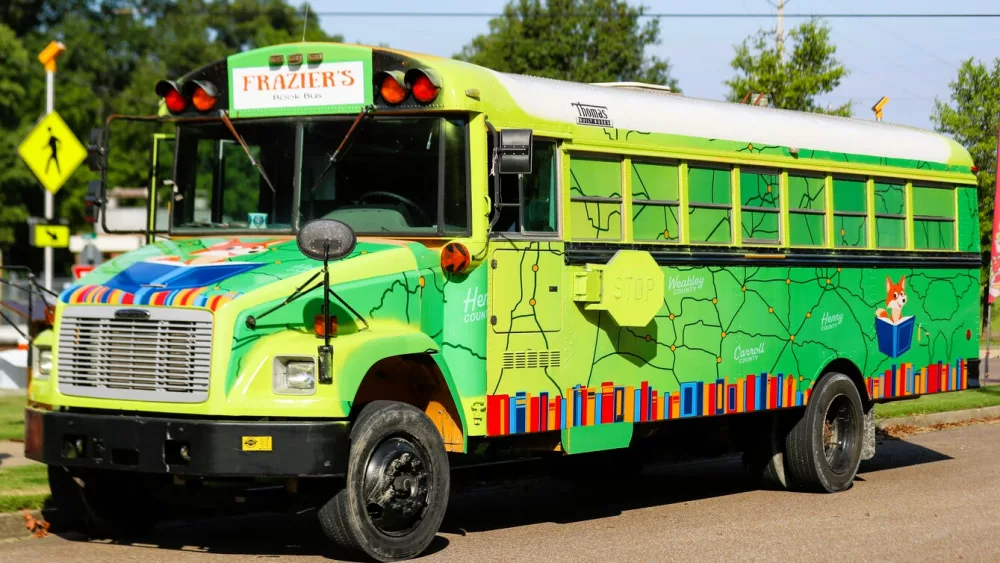 fraziers-book-bus