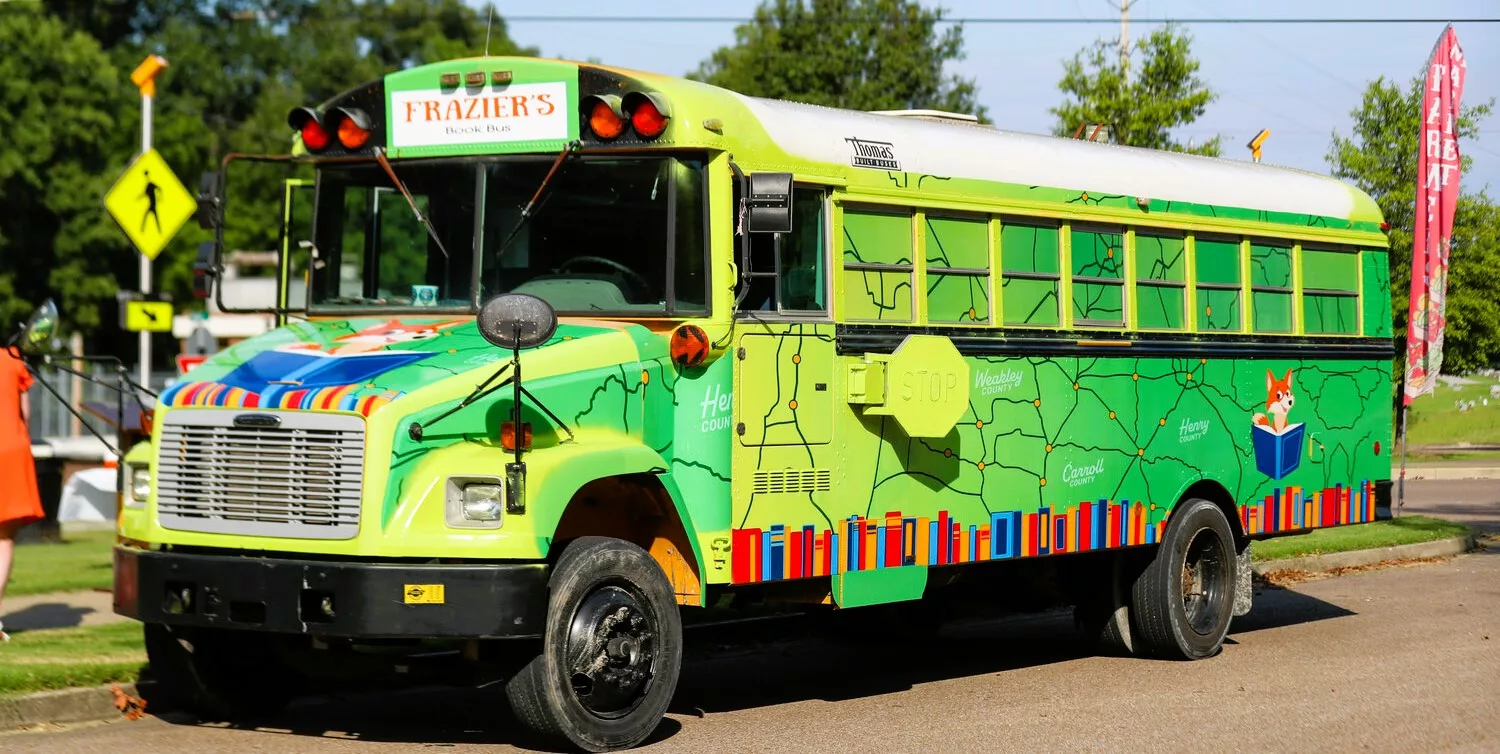 fraziers-book-bus