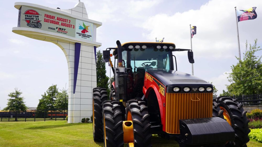 dpa-tractor-sign