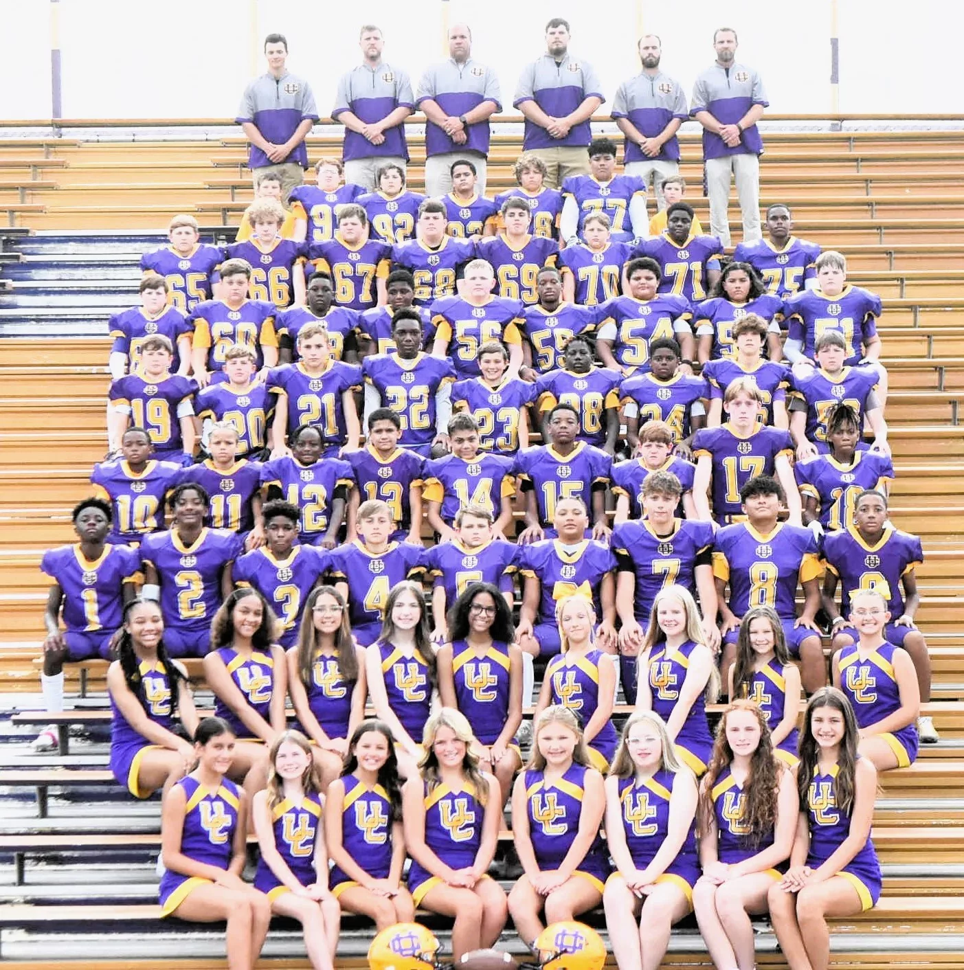 2024-ucms-football-team-photo-with-cheerleaders