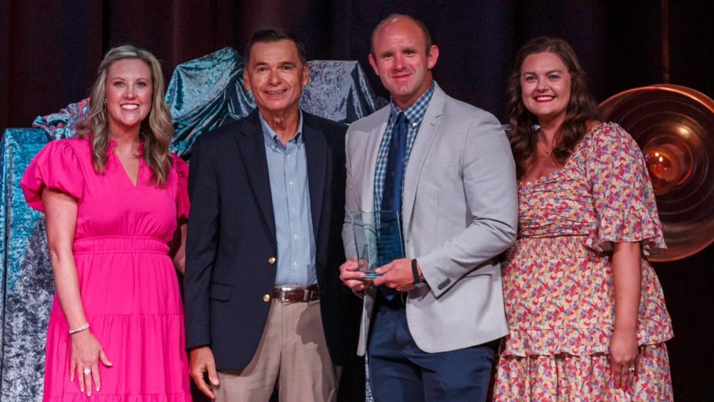 hsoa-ag-leader-award